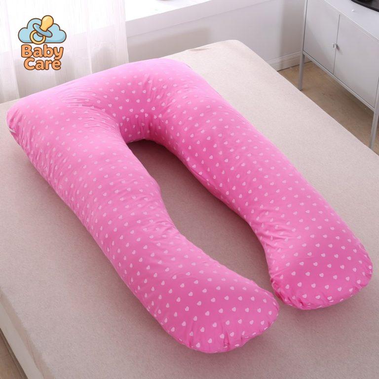 Grand Coussin de Grossesse Fuchsia avec petits cœurs - détail du produit