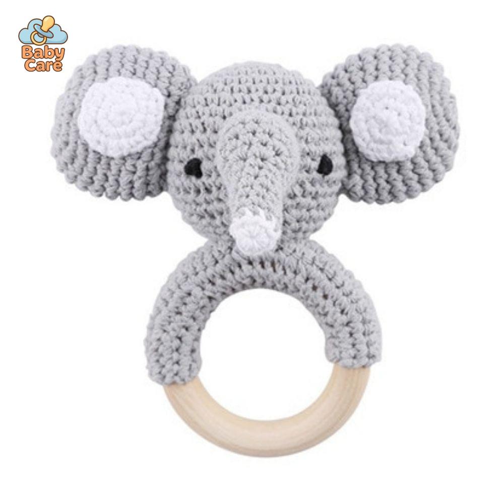 Hochet Nouveau Né Bois et Tricot Animaux Fait Main - packaging du produit