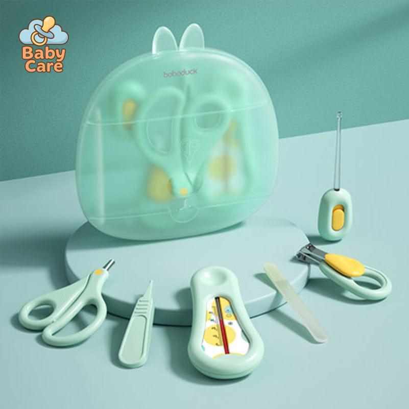 Trousse de soin bébé hygiène et toilette - vue de profil