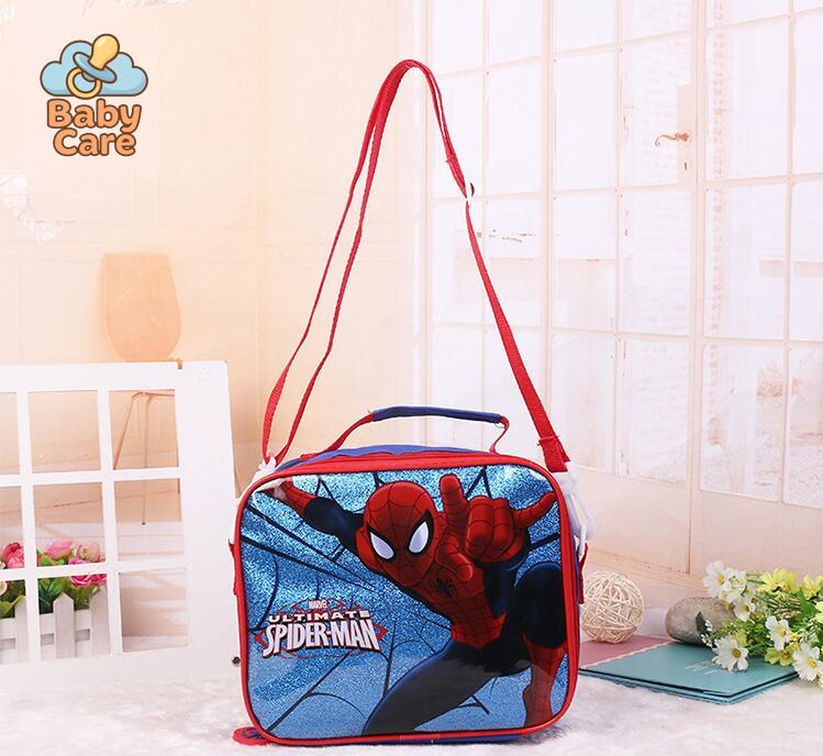 Cartable dessin animé ensemble 3 pièces - photo lifestyle