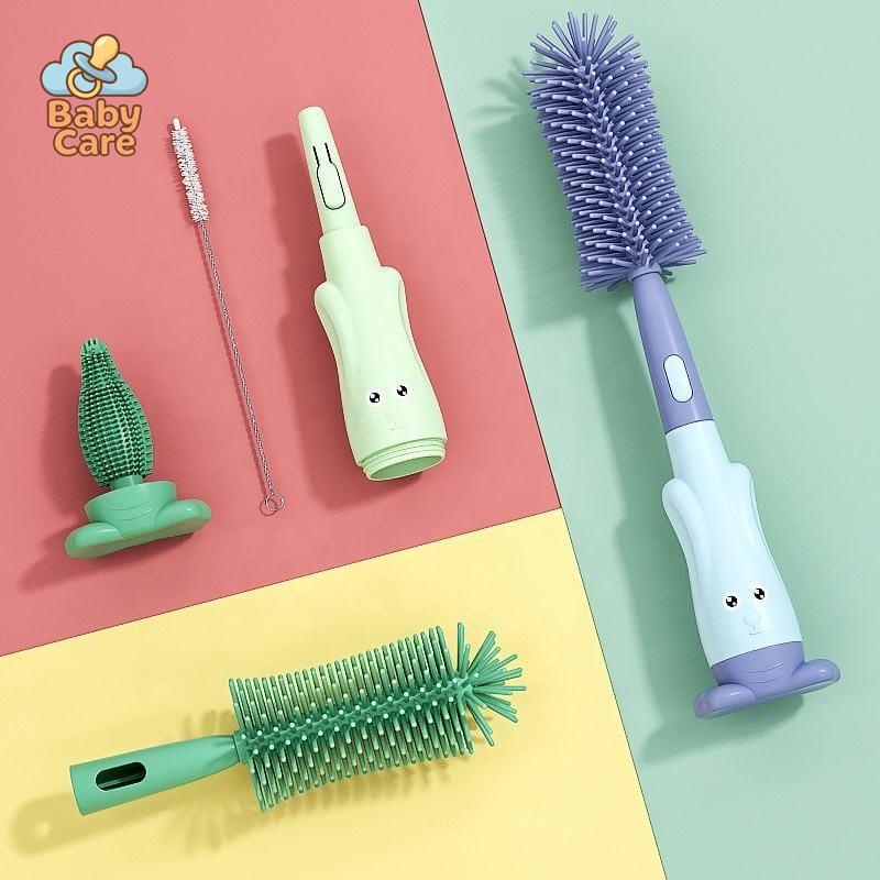 BabyBrush™ Brosse pour biberon 3-en-1 - utilisation en situation