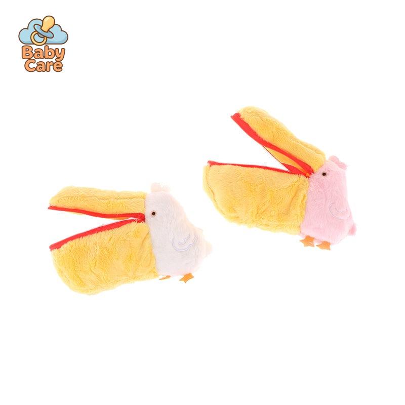 Trousse kawaii pelican en peluche - zoom sur la matière