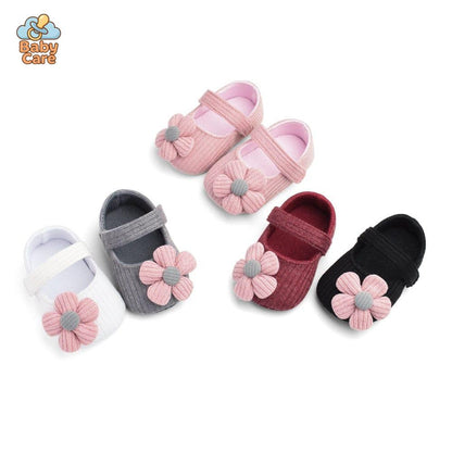 Chaussons en peluche pour bébés - Doux et chauds! - vue de profil