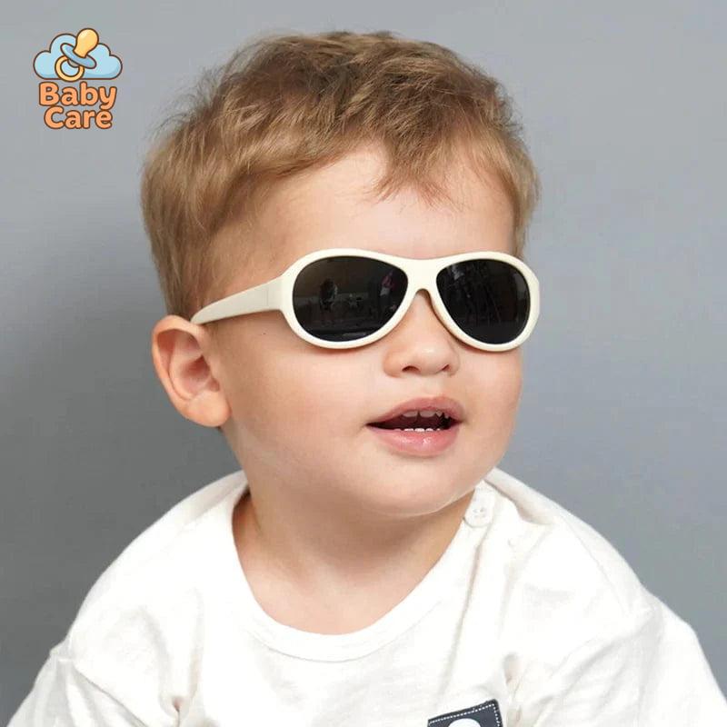 Lunettes de soleil bébé flexible avec sangle réglable 0-3 ans - zoom sur la matière
