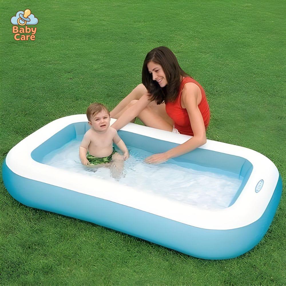 Piscine bébé gonflable rectangle à balles - photo lifestyle
