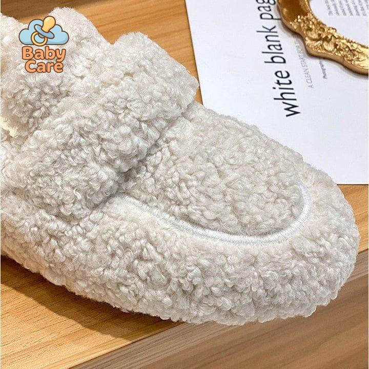 Chaussons en Peluche : Confort Luxe et Douceur - utilisation en situation